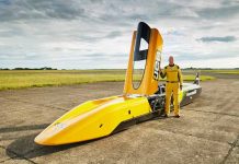 El intento de JCB Hydromax por batir el récord mundial de velocidad por tierra avanza a pasos agigantados El intento de JCB Hydromax por batir el récord mundial de velocidad por tierra avanza a pasos agigantados