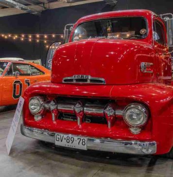 Incluyendo la camioneta de Volver al Futuro: Motortec 2026 tendrá un viaje al pasado con su exhibición de autos vintage Incluyendo la camioneta de Volver al Futuro: Motortec 2026 tendrá un viaje al pasado con su exhibición de autos vintage
