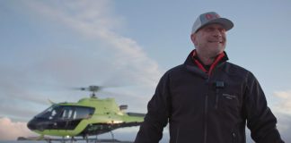 Charlie Clark viaja a Puerto Natales para captar “la luz mala” en rodaje de documental ufológico Charlie Clark viaja a Puerto Natales para captar “la luz mala” en rodaje de documental ufológico