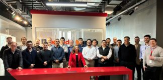 Santiago reúne a ejecutivos y actores del mercado de Data Centers de América Latina para analizar los desafíos de infraestructura hacia 2030
