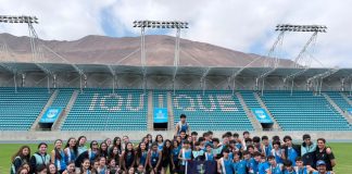 “Muchachos, felicidades por este logro” piloto felicitó en pleno vuelo a escolares campeones de atletismo