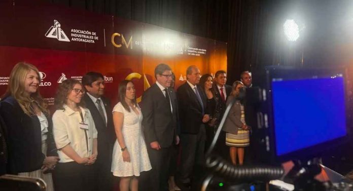 Asociación de Industriales de Antofagasta proyecta a la región como motor económico de Chile durante multitudinaria Cena de la Minería