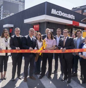 Santiago Centro suma su primer restaurante construido 100% en madera con foco en empleo joven y economía circular Santiago Centro suma su primer restaurante construido 100% en madera con foco en empleo joven y economía circular