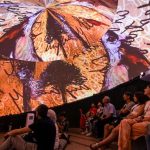 Catalina Rojas deslumbra en la undécima Art Week 2026 con una nueva dimensión del arte_ esculturas lumínicas y muralismo de luz inmersivo
