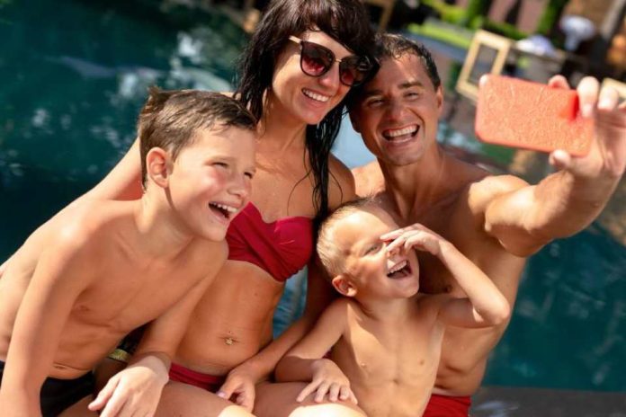 Piscinas sin temporada cómo las bombas de calor permiten disfrutarlas todo el año Piscinas sin temporada cómo las bombas de calor permiten disfrutarlas todo el año