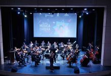 Teatro Municipal de Angol reunió a 400 personas en emotivo homenaje a la música chilena